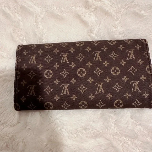 Mini Lin Brown Denim Louis Vuitton Wallet - Picture 6 of 12